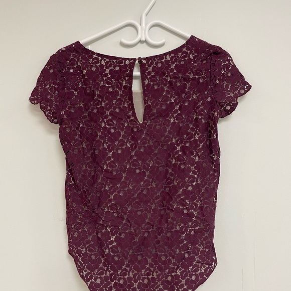 Aritzia Talula Flower Cut-out Shirt - Picture 3 of 3